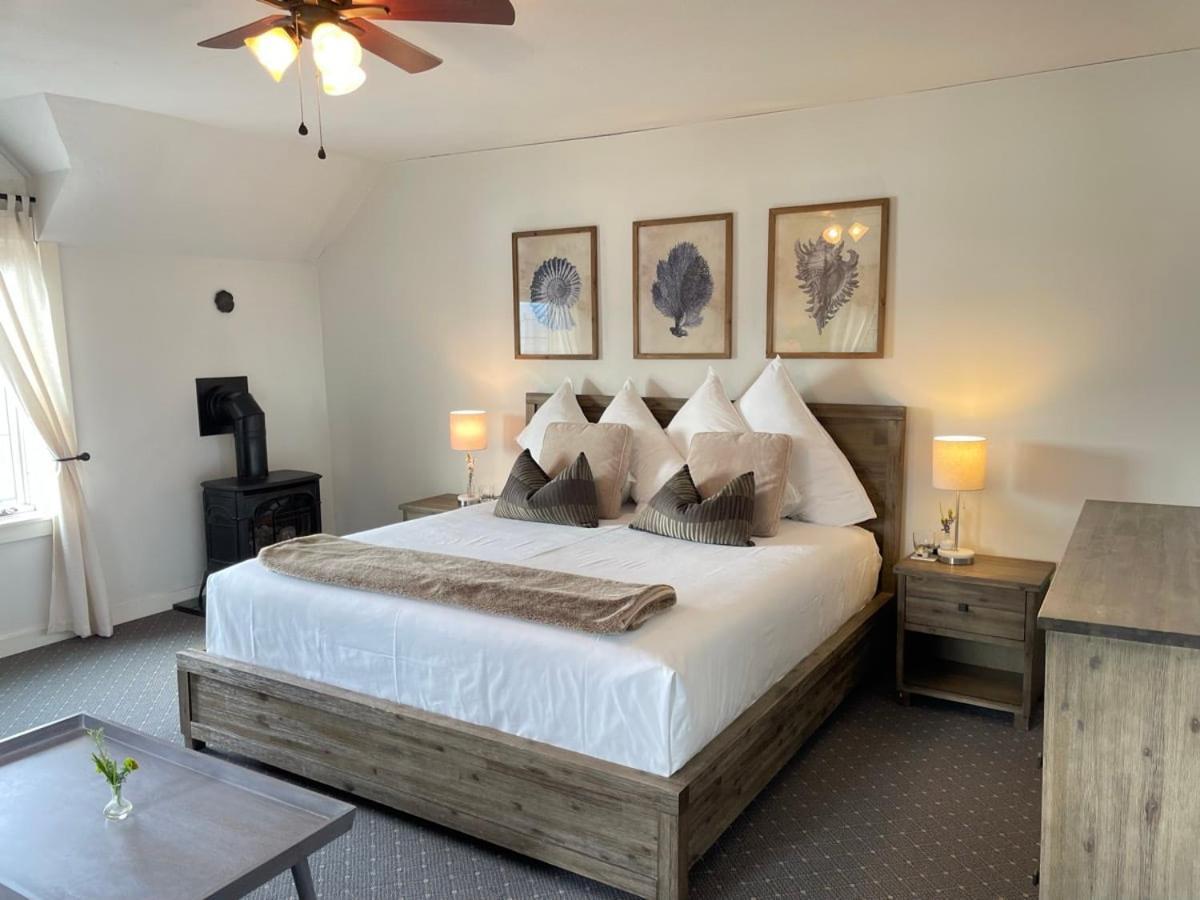 Hotel Kingfish At West Sound à Eastsound Extérieur photo