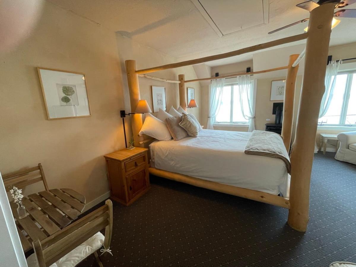 Hotel Kingfish At West Sound à Eastsound Extérieur photo