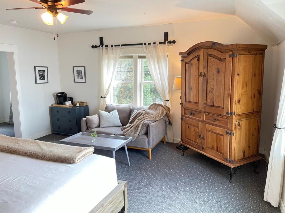Hotel Kingfish At West Sound à Eastsound Extérieur photo