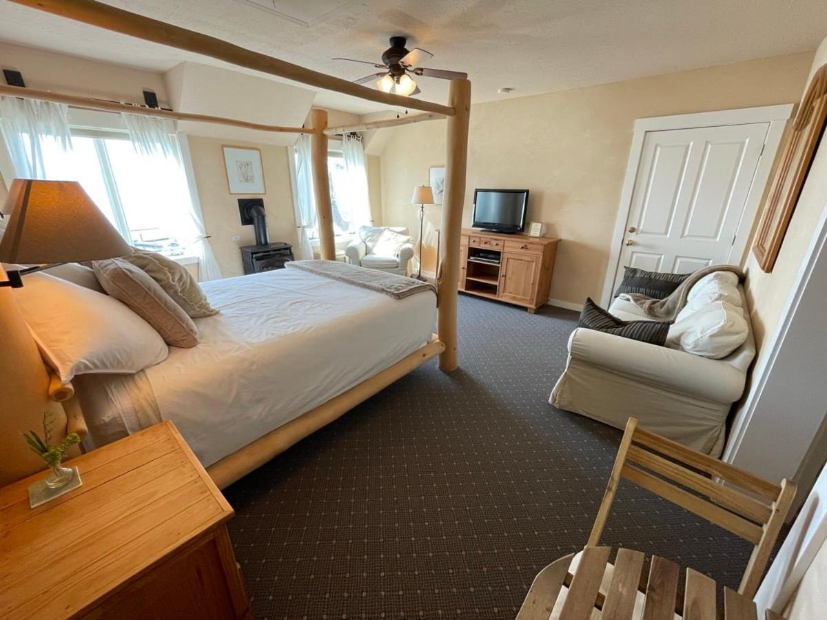Hotel Kingfish At West Sound à Eastsound Extérieur photo
